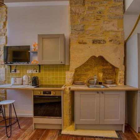 "Les Appartements De Betty C" Studio Medieval Sarlat Exterior foto